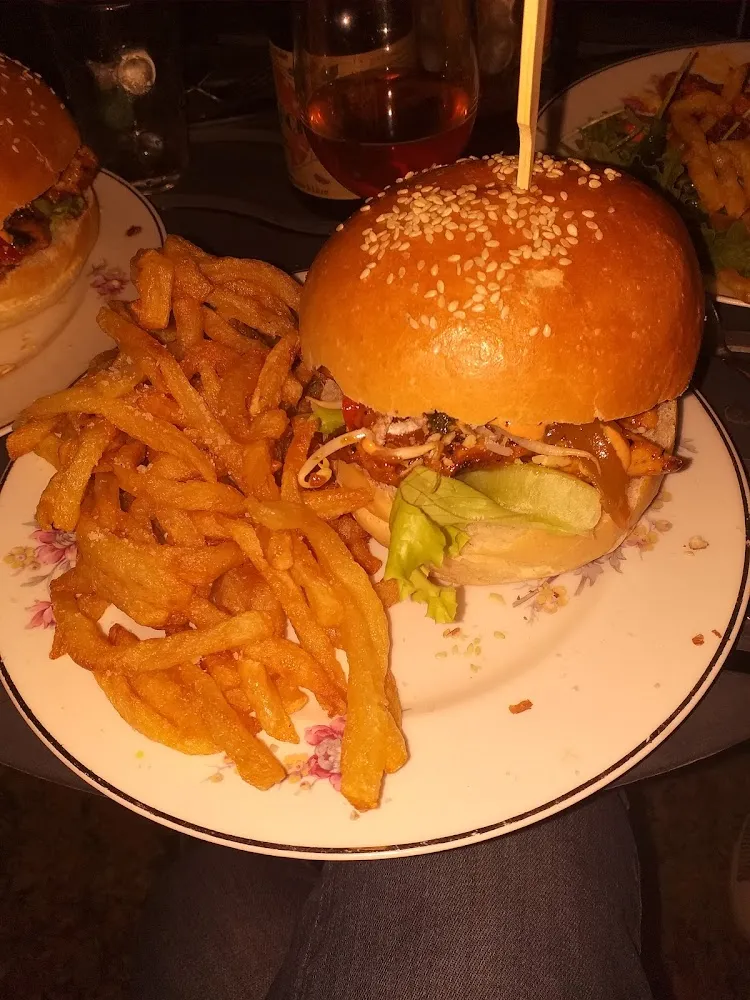 Burger Saveur Indonésienne